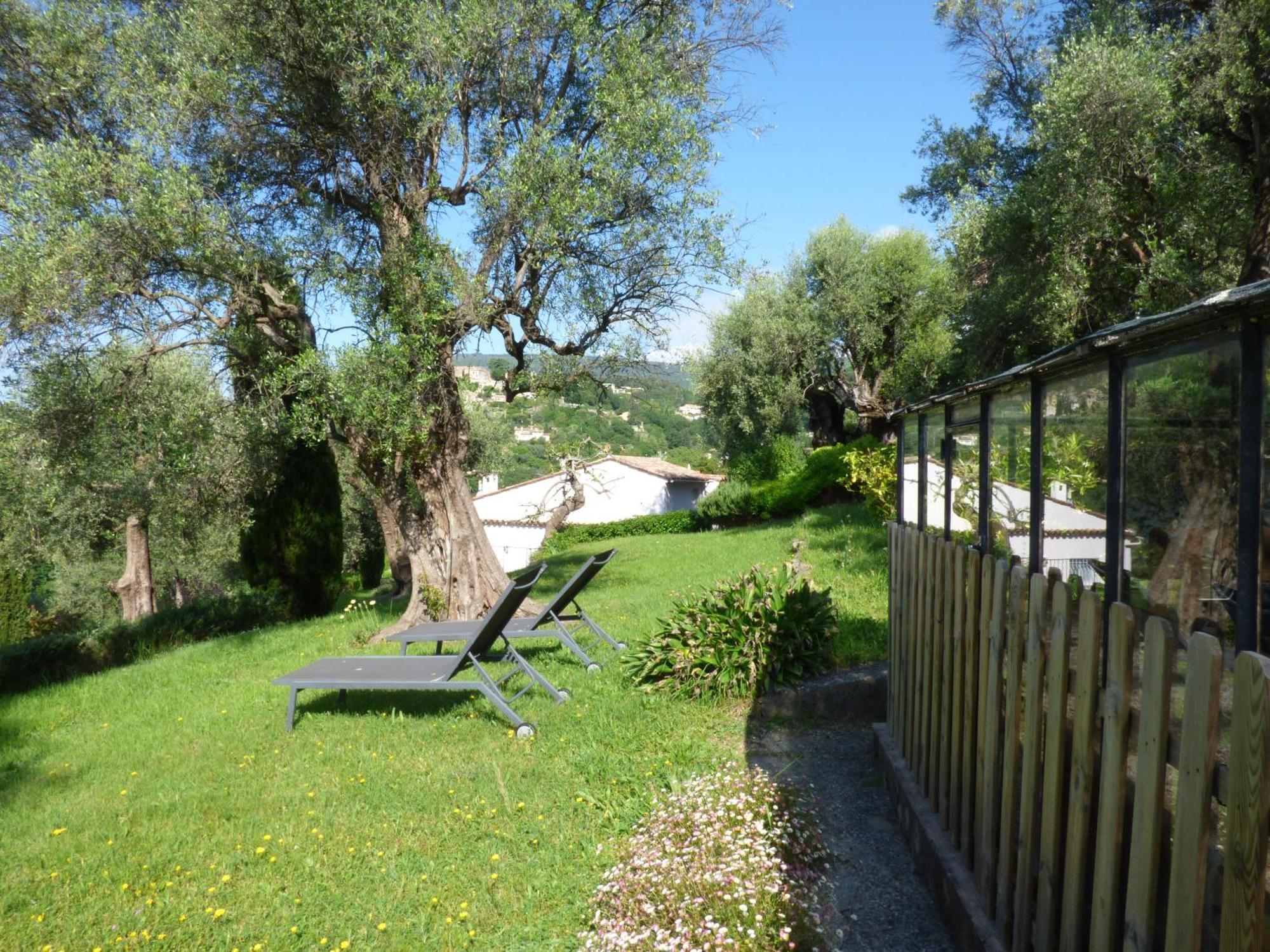 Apartment Cezanne With Heated Pool And Private Garden Chateauneuf-Grasse ภายนอก รูปภาพ