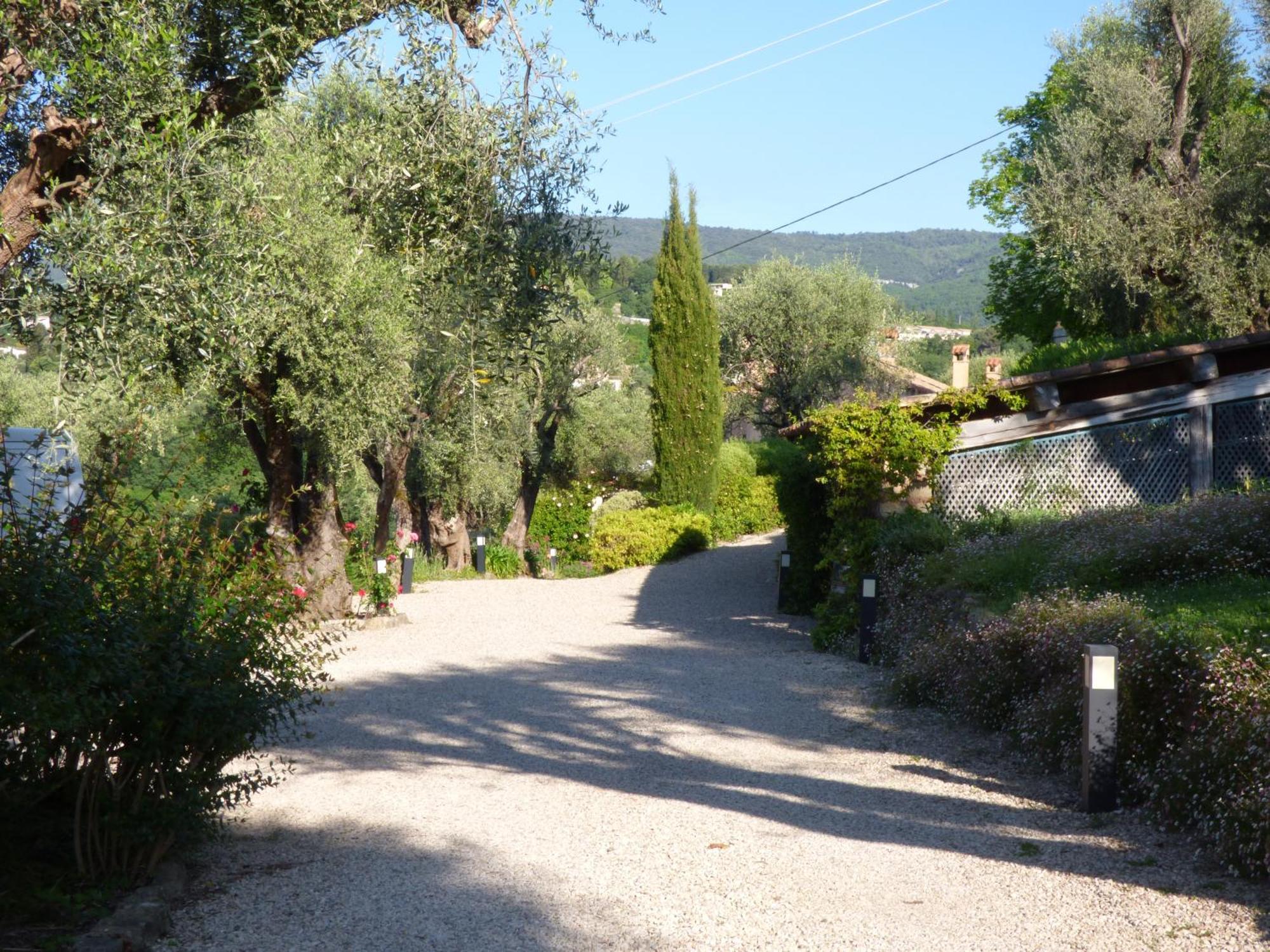 Apartment Cezanne With Heated Pool And Private Garden Chateauneuf-Grasse ภายนอก รูปภาพ